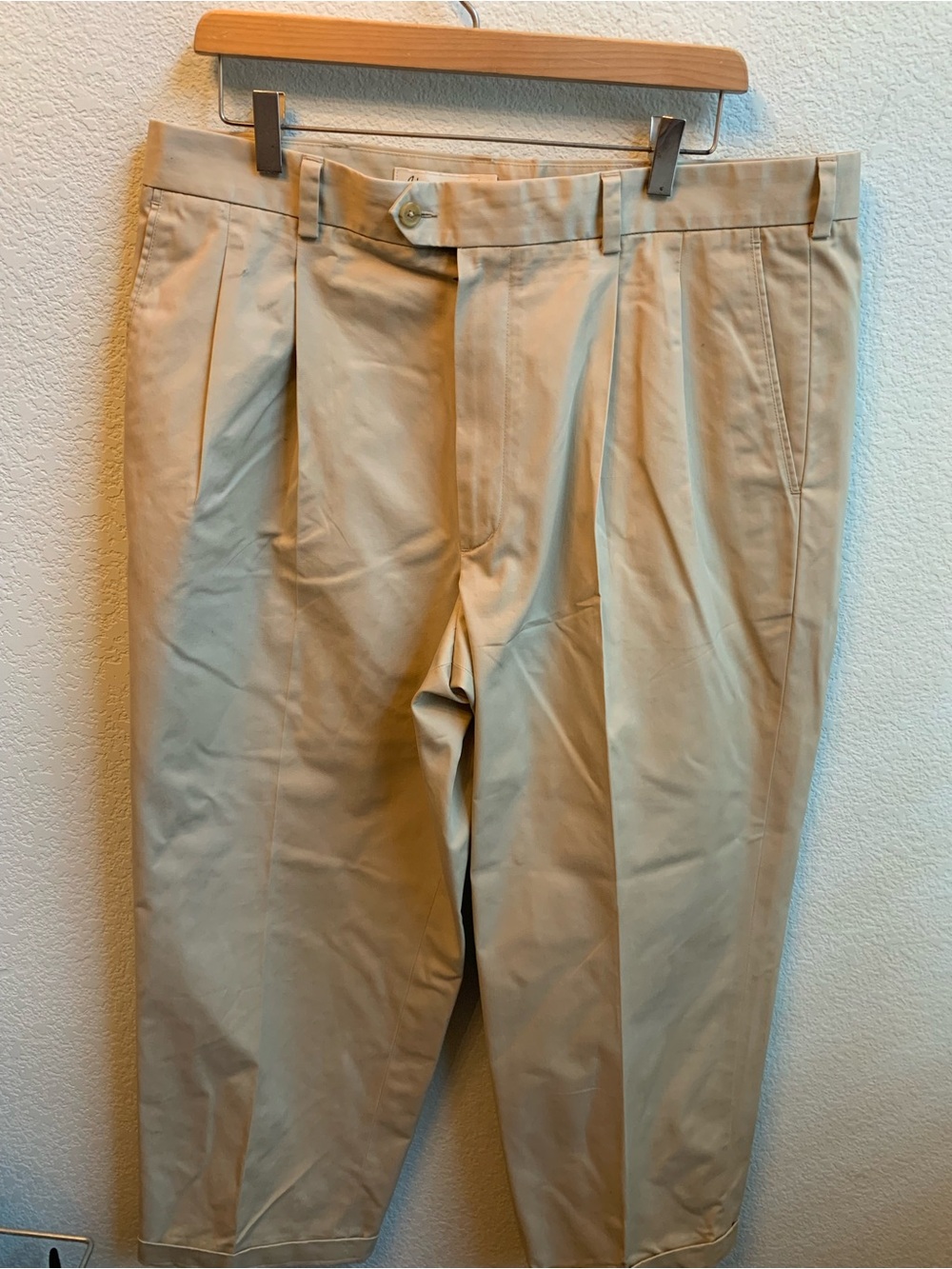 Nordstrom Khaki Pleated Chinos in Light Tan